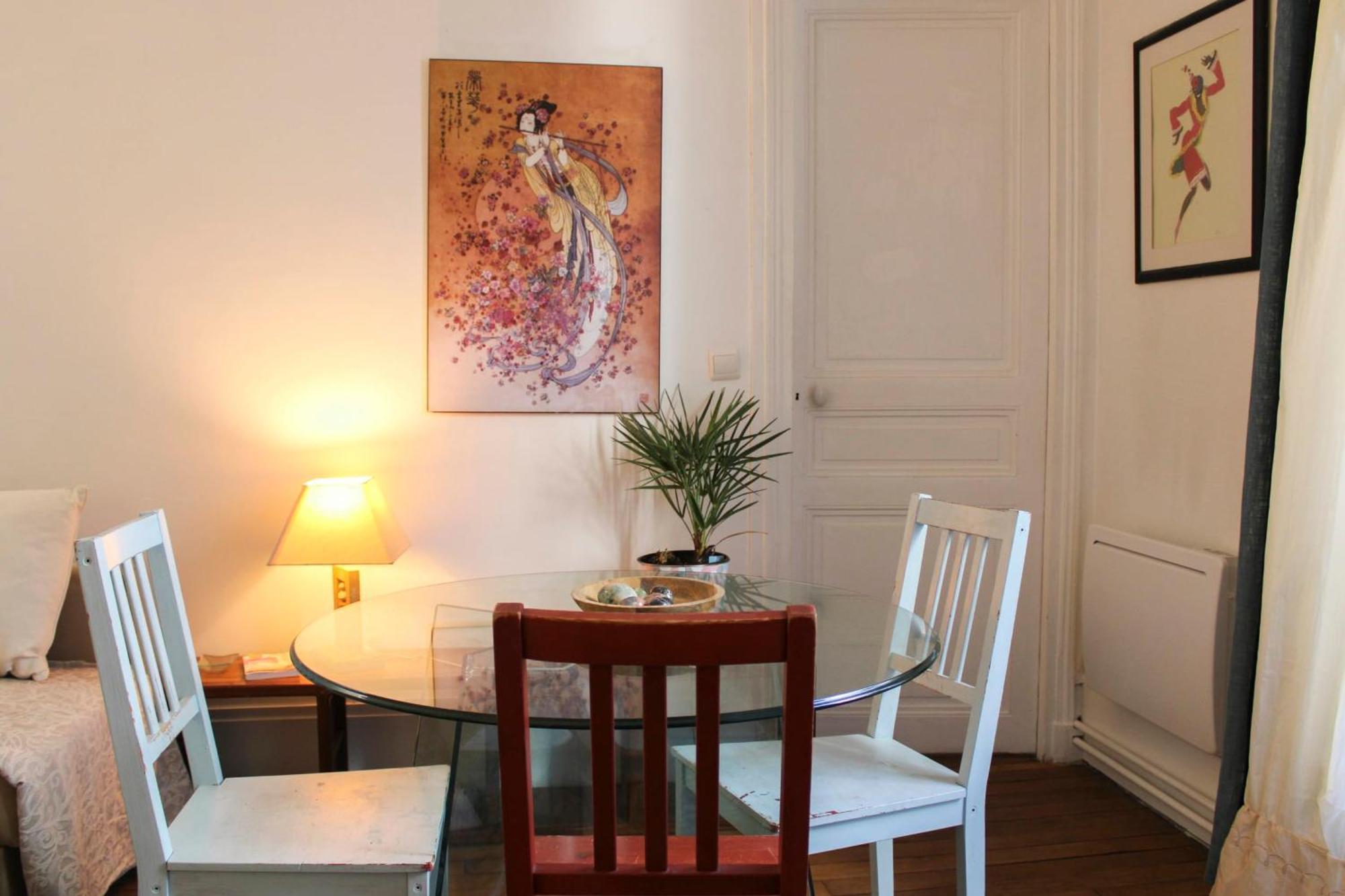 Appartement T3 For 5 In The 13th -